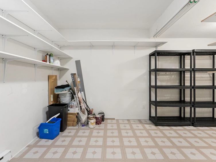 6702 Village Green, Burnaby, BC, V5E 4K7 - 28