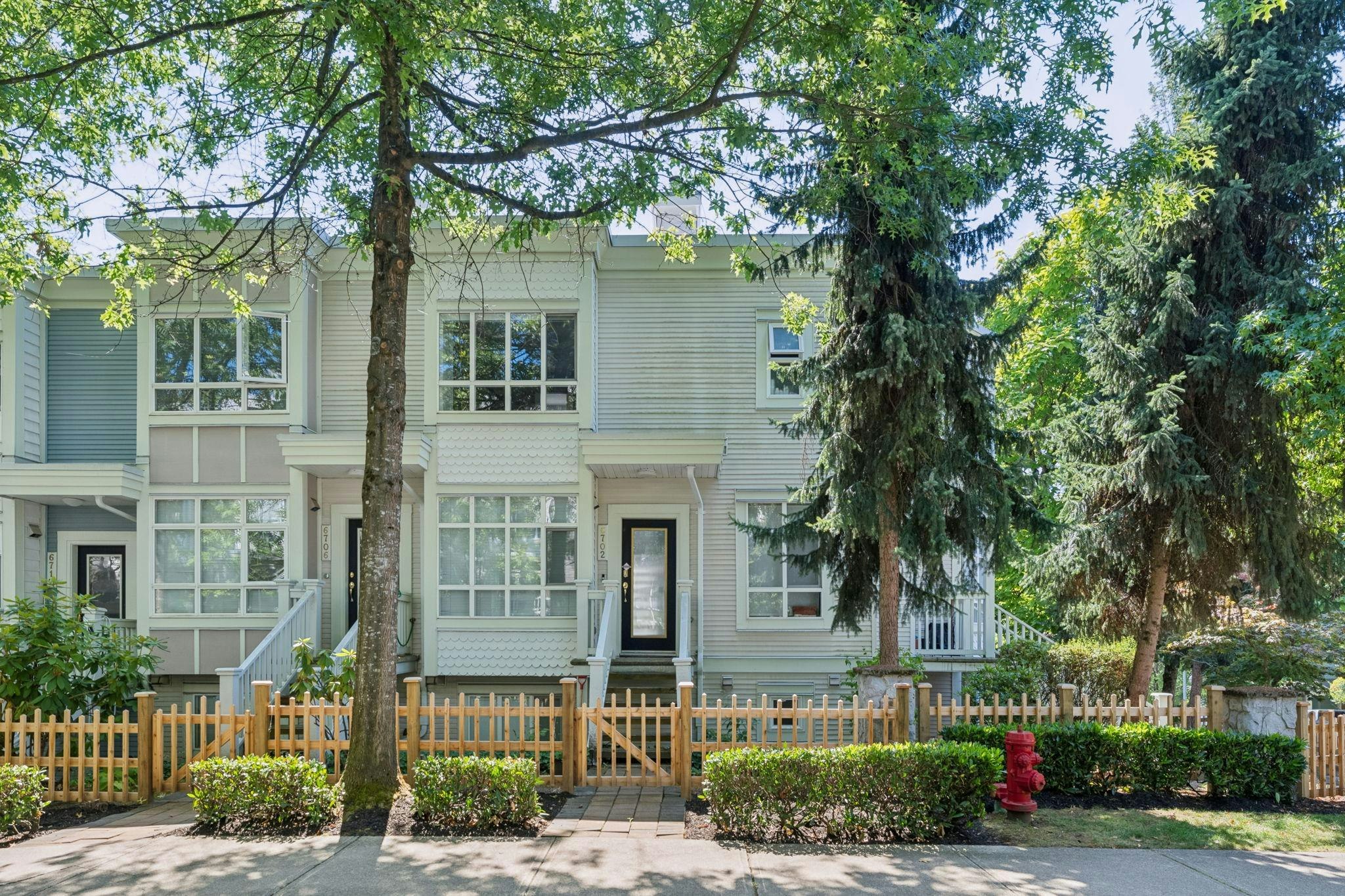 6702 Village Green - 3