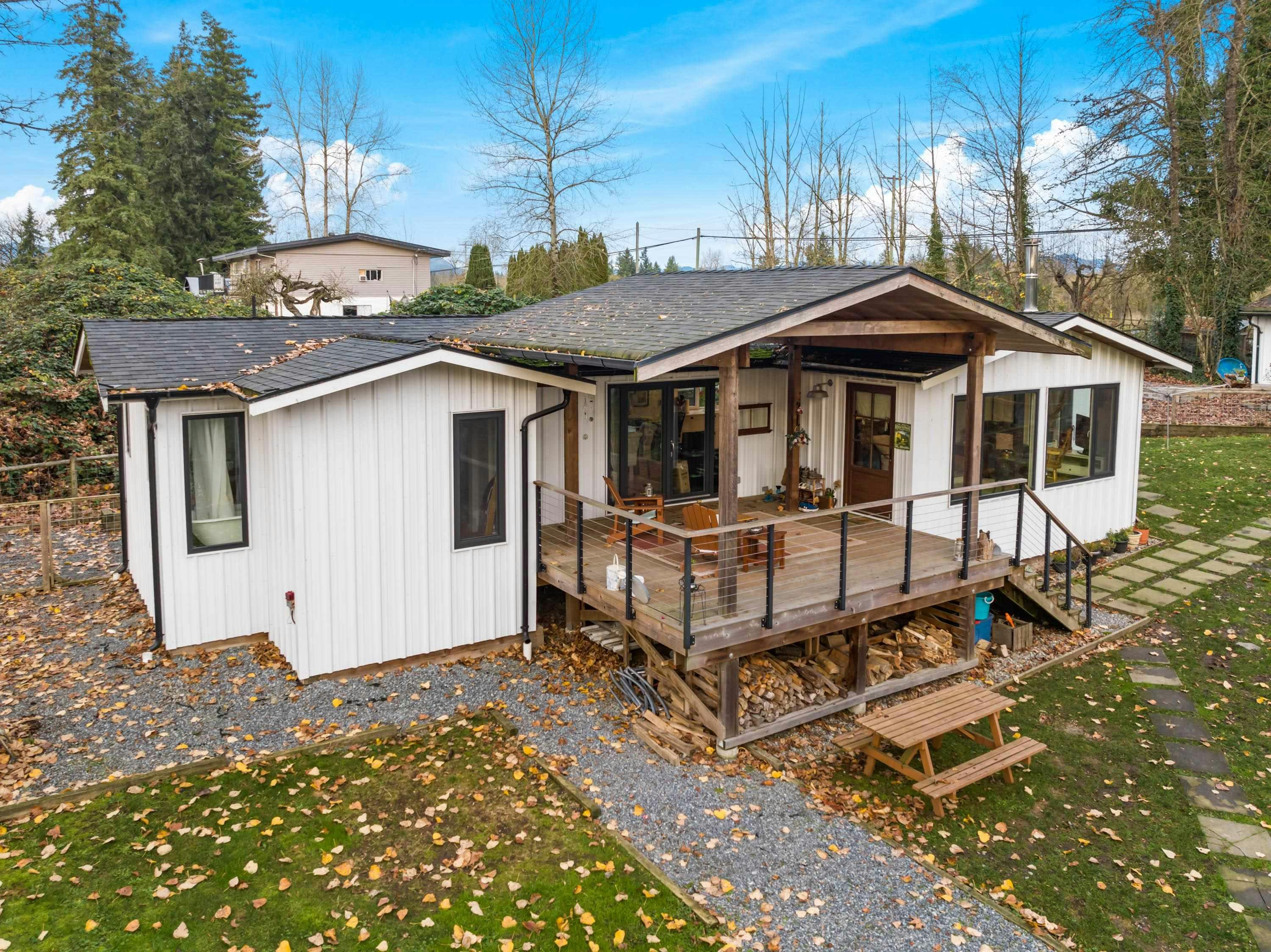 6271 272 Street - 4
