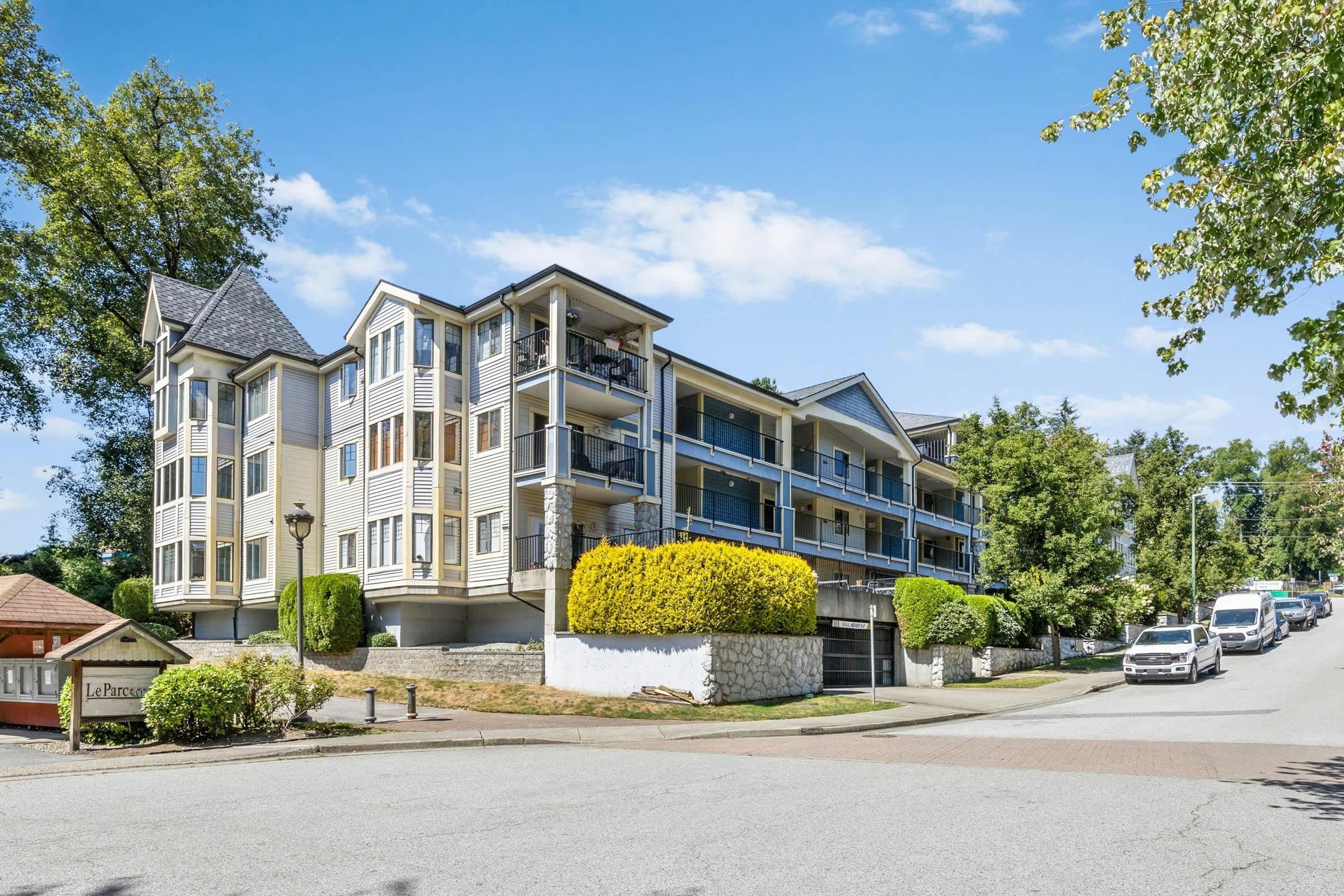 402-102 Begin Street, Coquitlam, BC