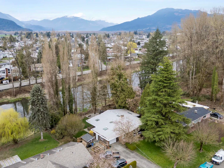 46589 Riverside Drive, Chilliwack, BC, V2P 3M1 - 38