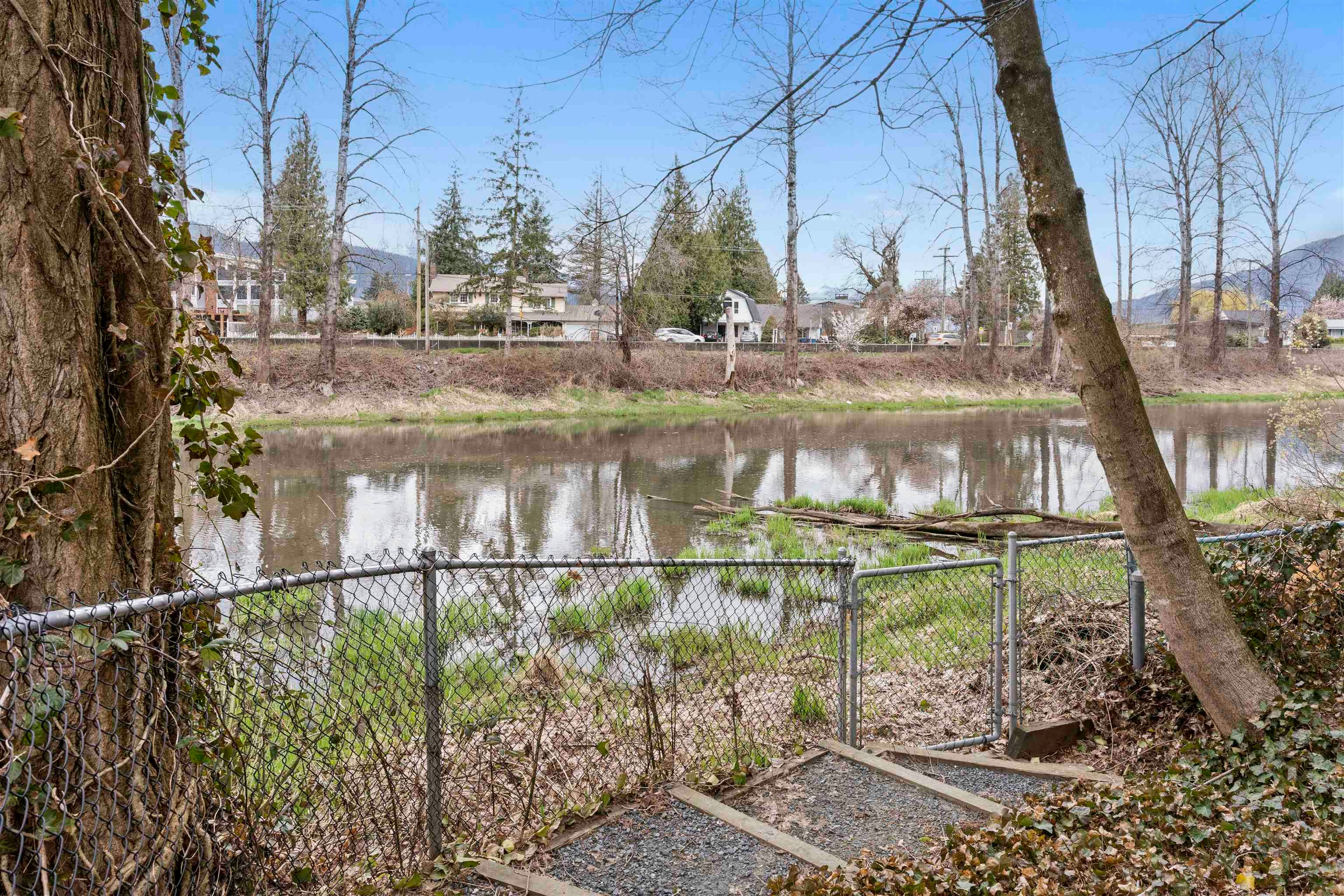 46589 Riverside Drive, Chilliwack, BC, V2P 3M1 - 28