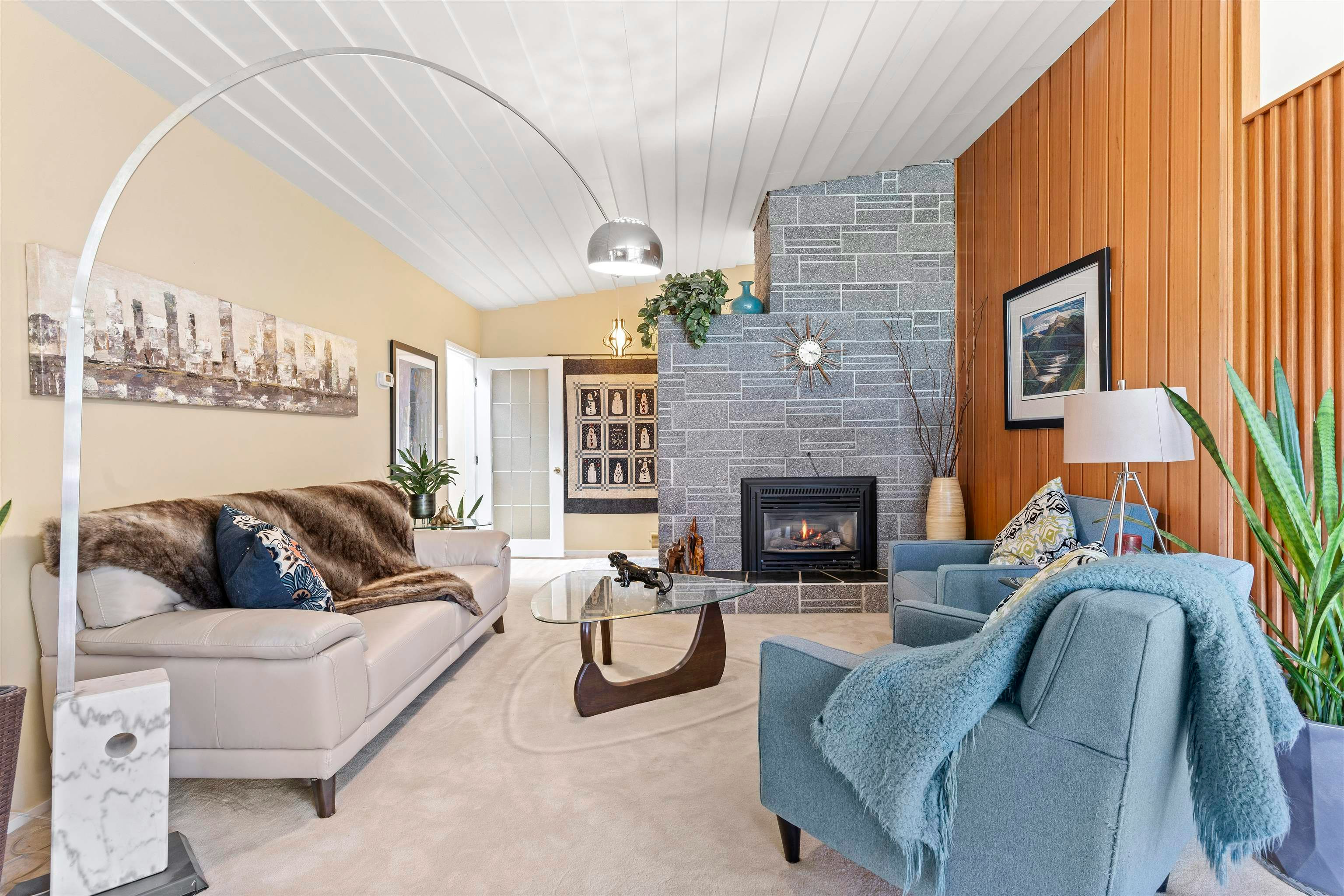 46589 Riverside Drive - 4