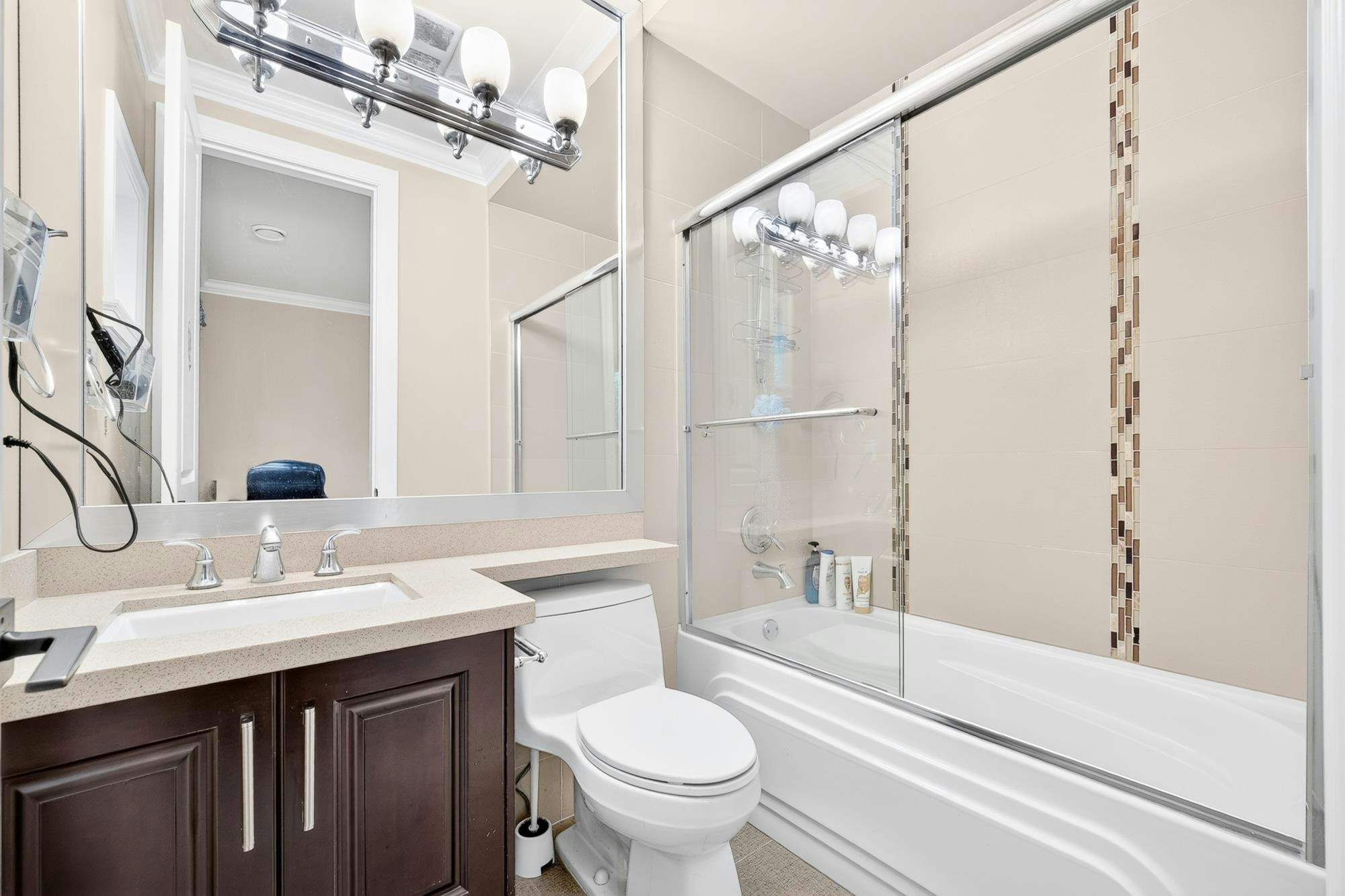 9491 Glenbrook Drive, Richmond, BC, V7A 1X9 - 28