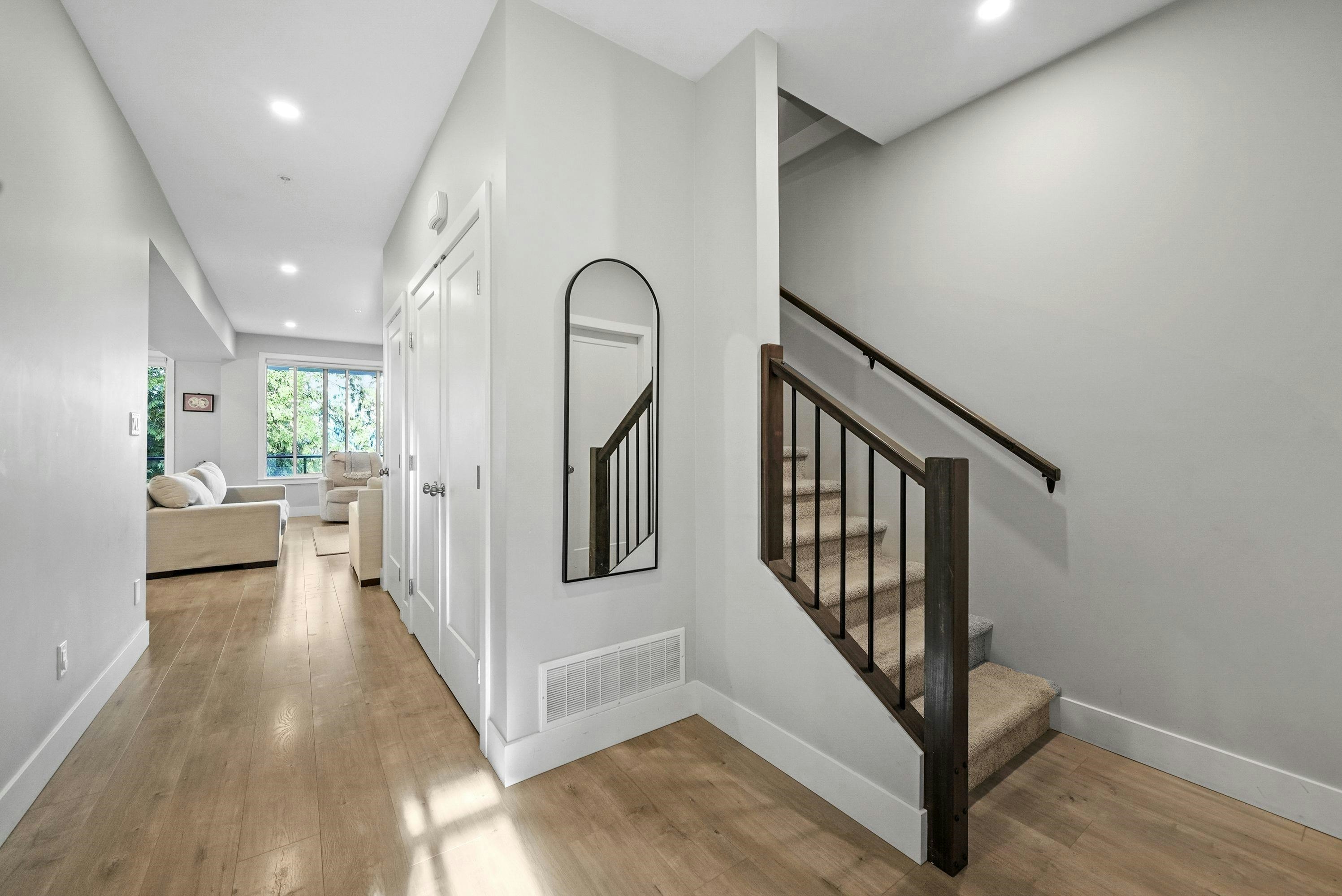 25-47203 Vista Place - 2