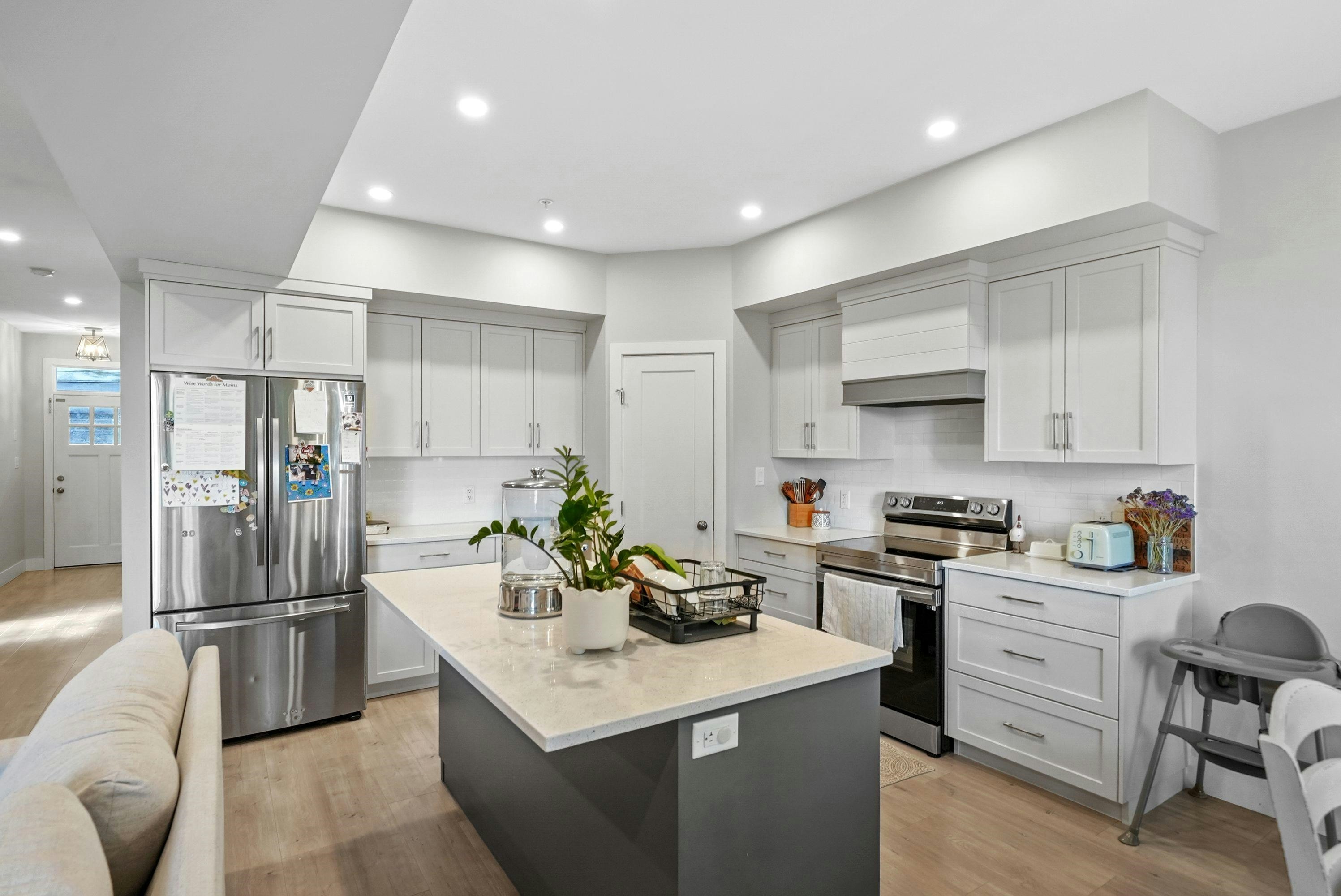 25-47203 Vista Place - 3