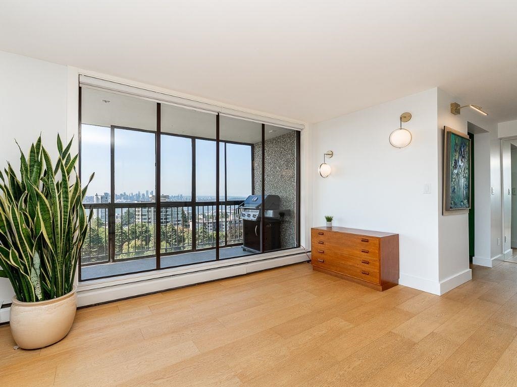 1104-114 W Keith Road, North Vancouver, BC, V7M 3C9 - 11