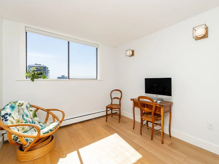 1104-114 W Keith Road, North Vancouver, BC, V7M 3C9 - 25
