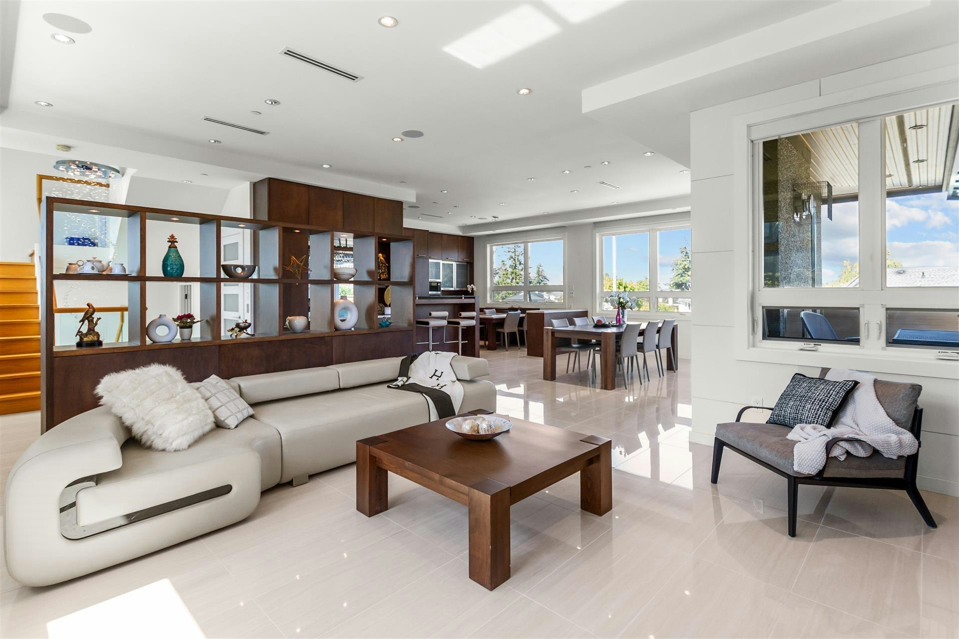 2507 Edgar Crescent - 4