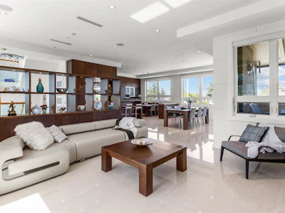 2507 Edgar Crescent - 4