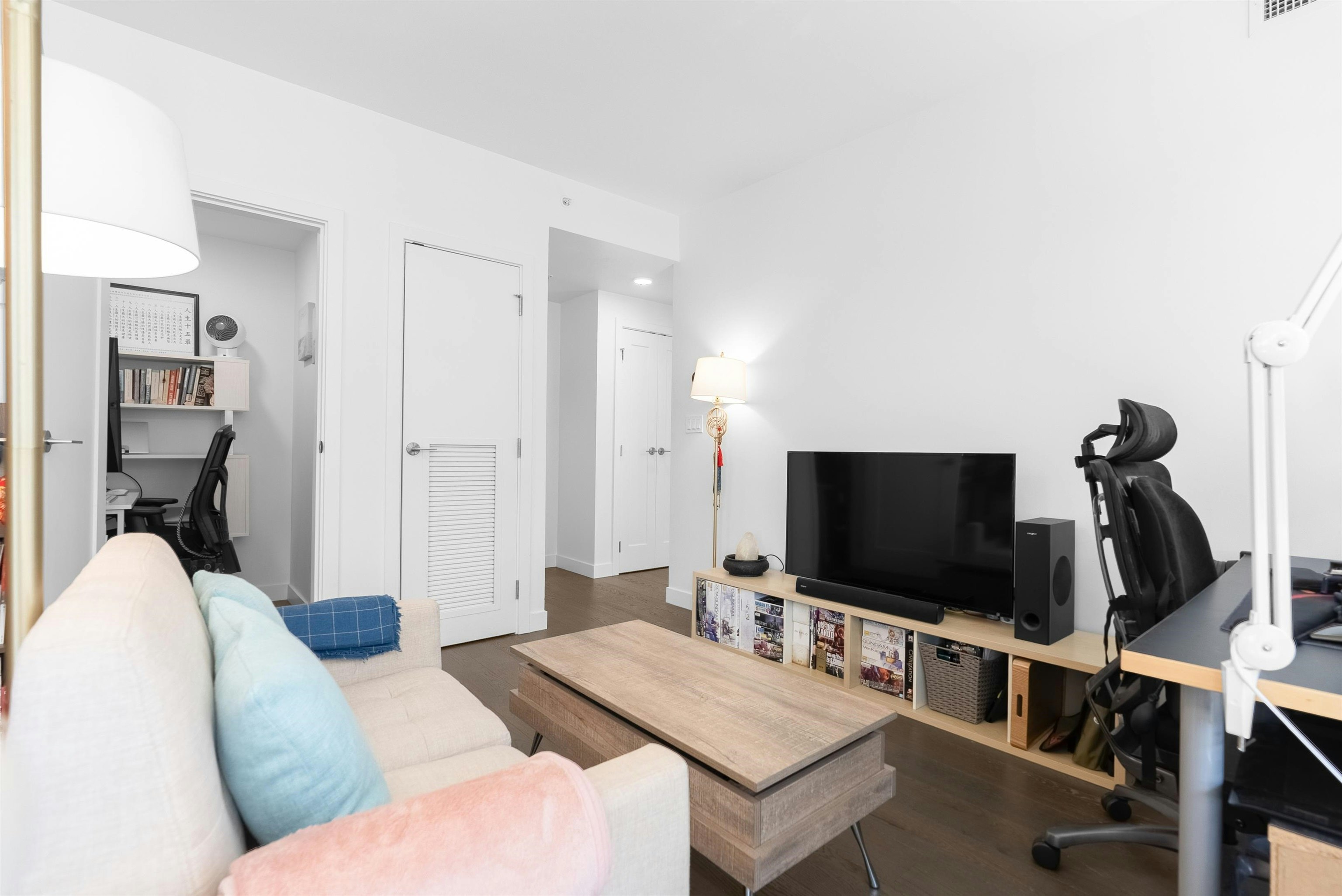 1002-3200 Corvette Way - 5