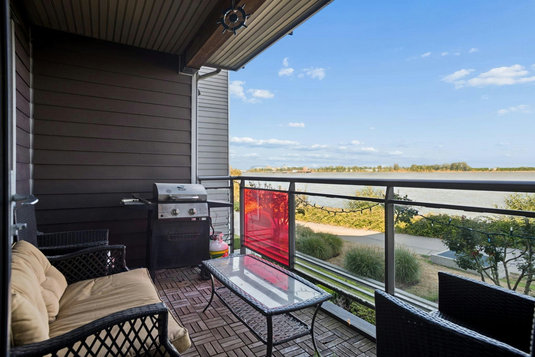 201-14300 Riverport Way, Richmond, BC, V6W 0A4
