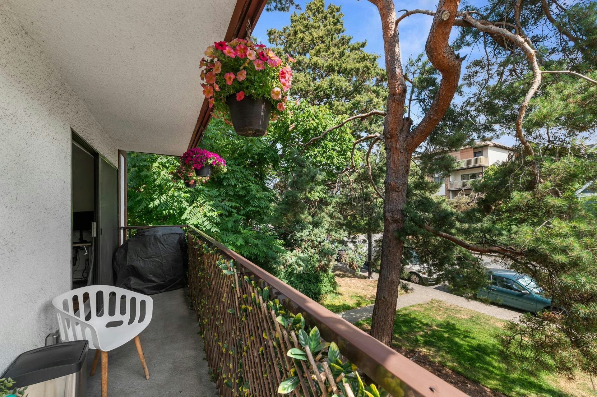 204-131 W 4th Street, North Vancouver, BC, V7M 3C8