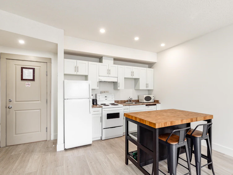 309-7330 Arbutus Street, Pemberton, BC, V0N 2L1 - 5