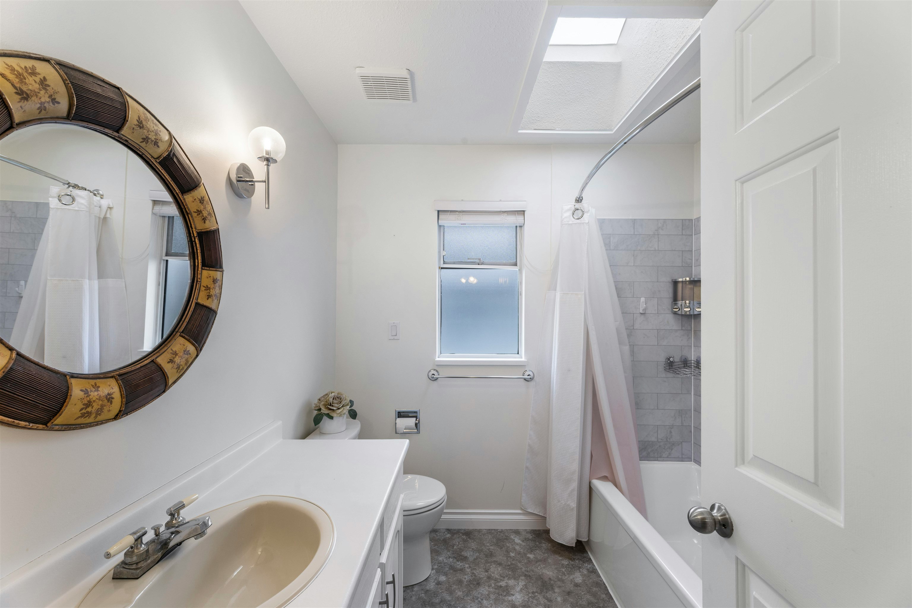 23390 123 Avenue, Maple Ridge, BC, V2X 0P7 - 24