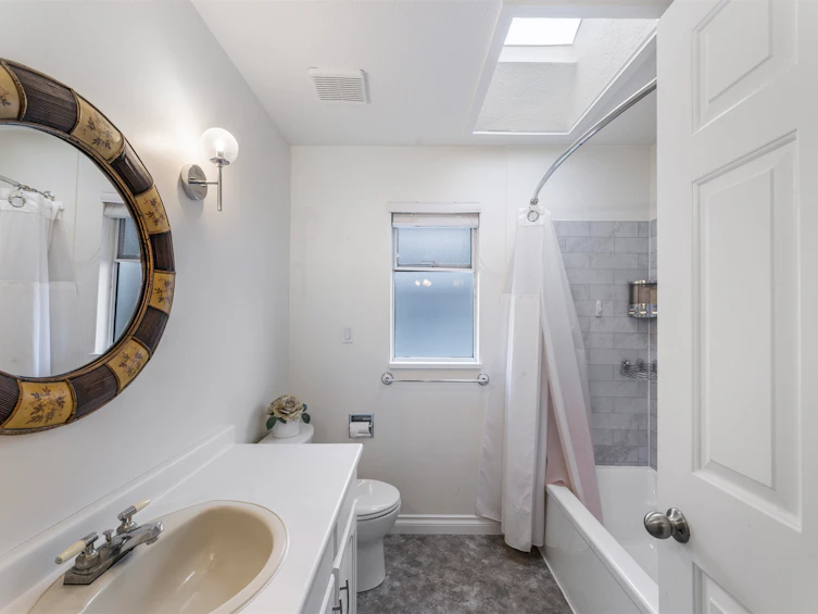 23390 123 Avenue, Maple Ridge, BC, V2X 0P7 - 24