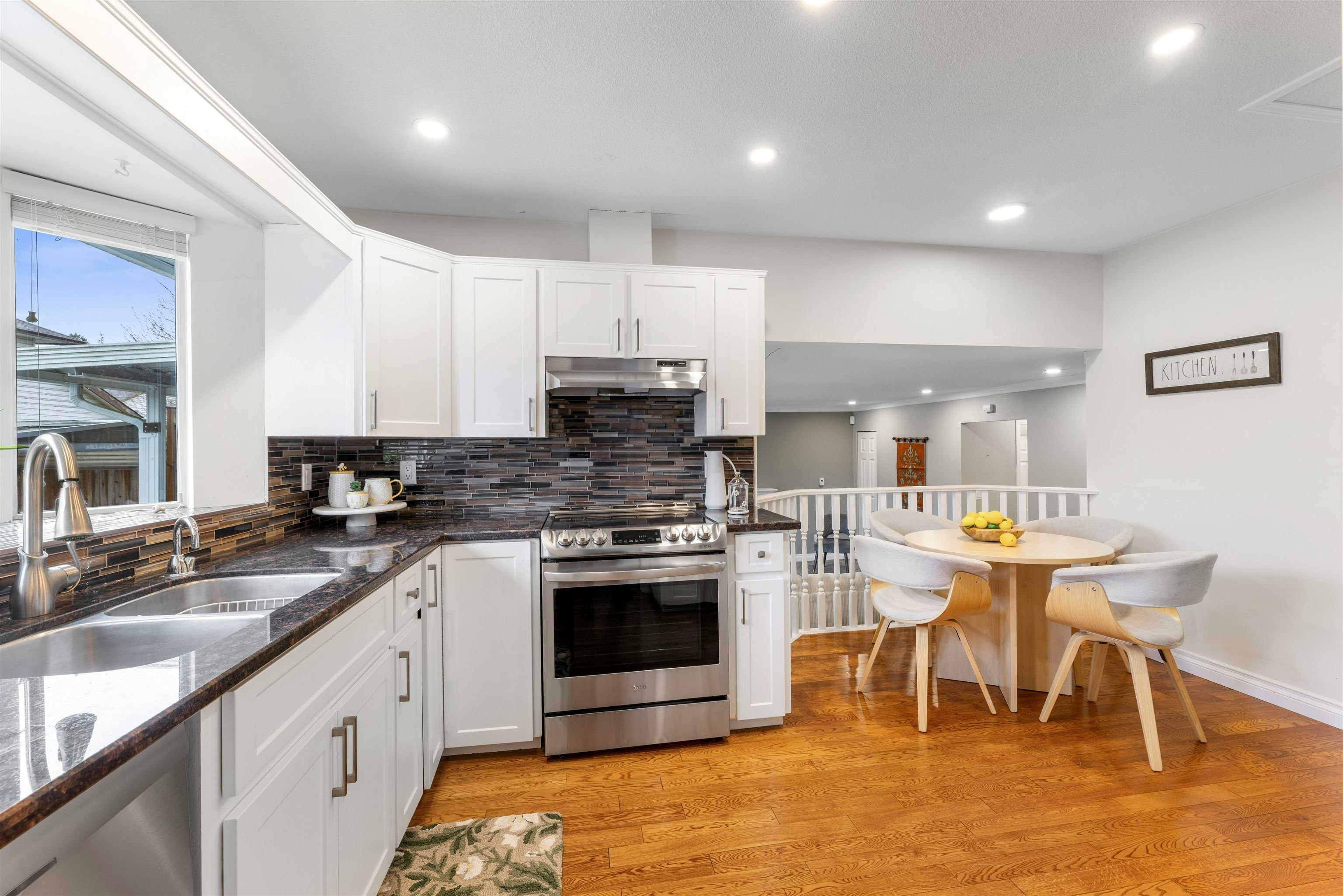 23390 123 Avenue, Maple Ridge, BC, V2X 0P7 - 9