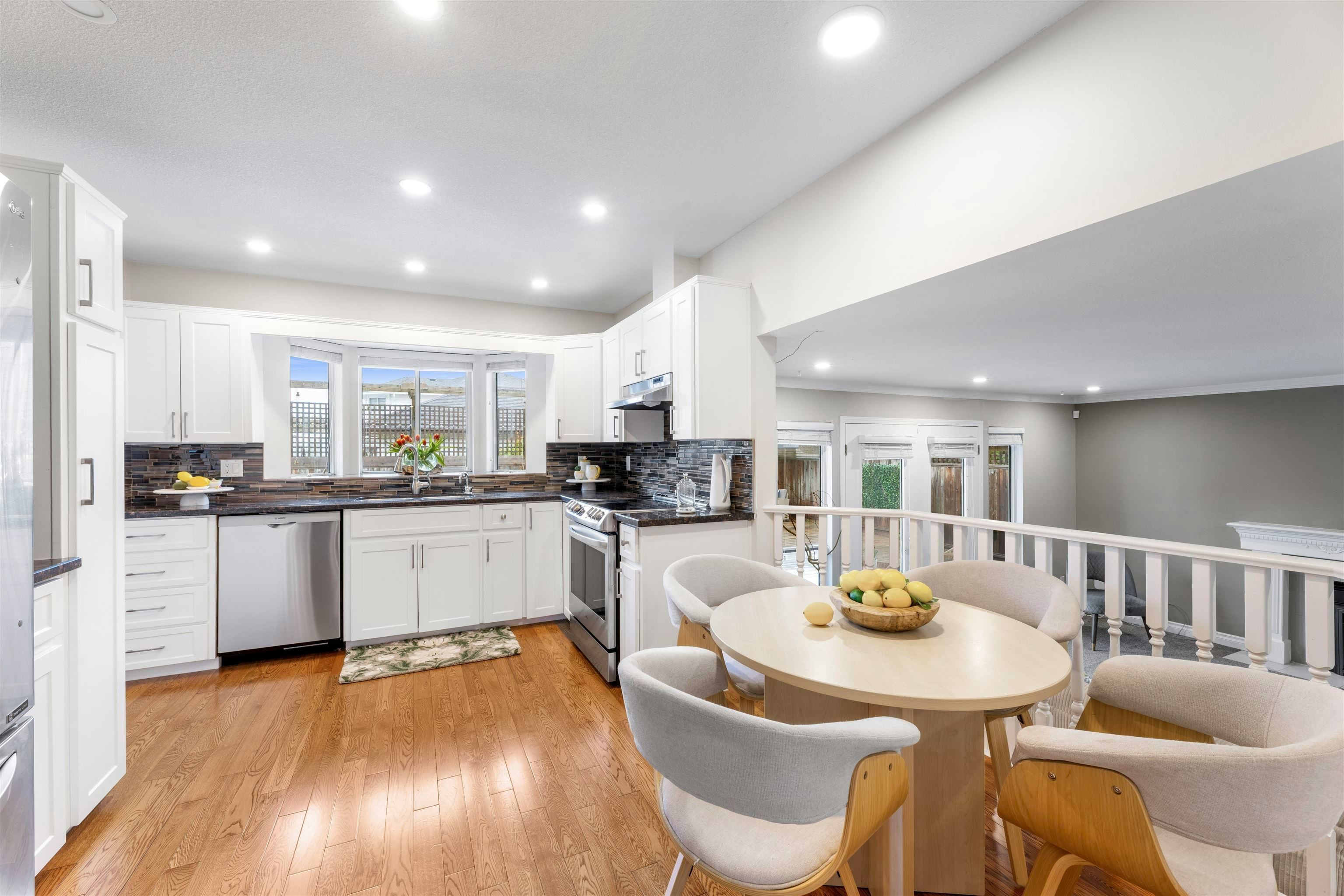 23390 123 Avenue, Maple Ridge, BC, V2X 0P7 - 10