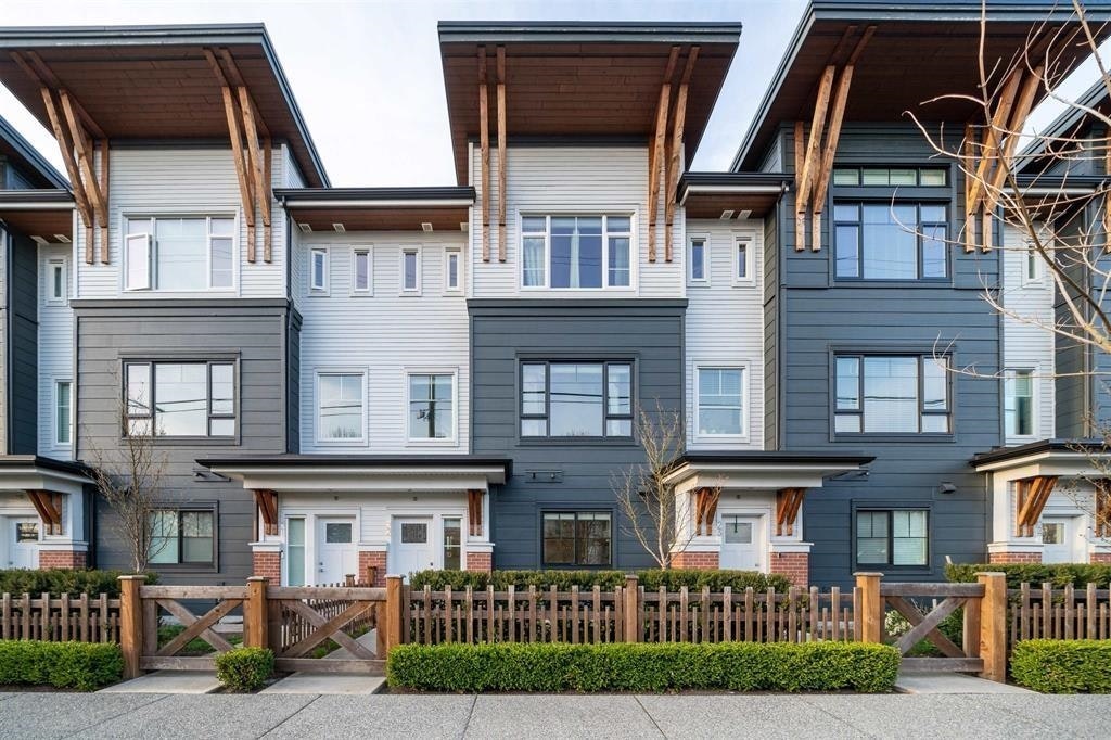 21-22128 48a Avenue, Langley, BC, V3A 0L6