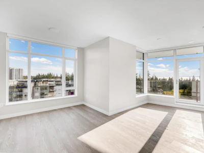 802-6138 Birney Avenue - 2