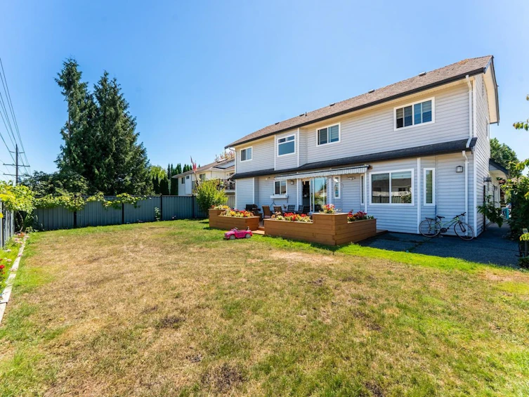 15271 95 Avenue, Surrey, BC, V3R 9C5 - 24