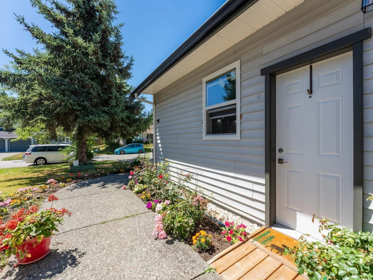 15271 95 Avenue, Surrey, BC, V3R 9C5 - 25