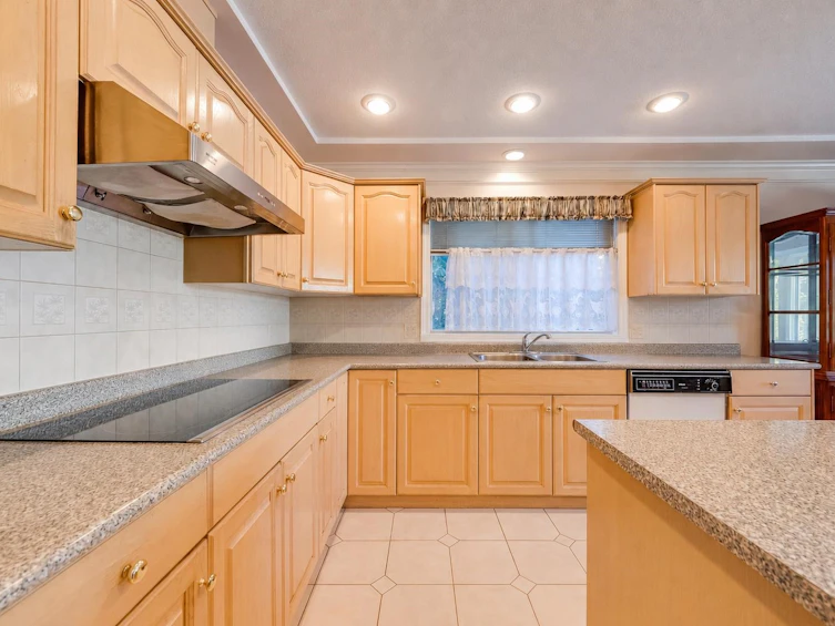 7038 Bridge Street, Richmond, BC, V6Y 2S7 - 8