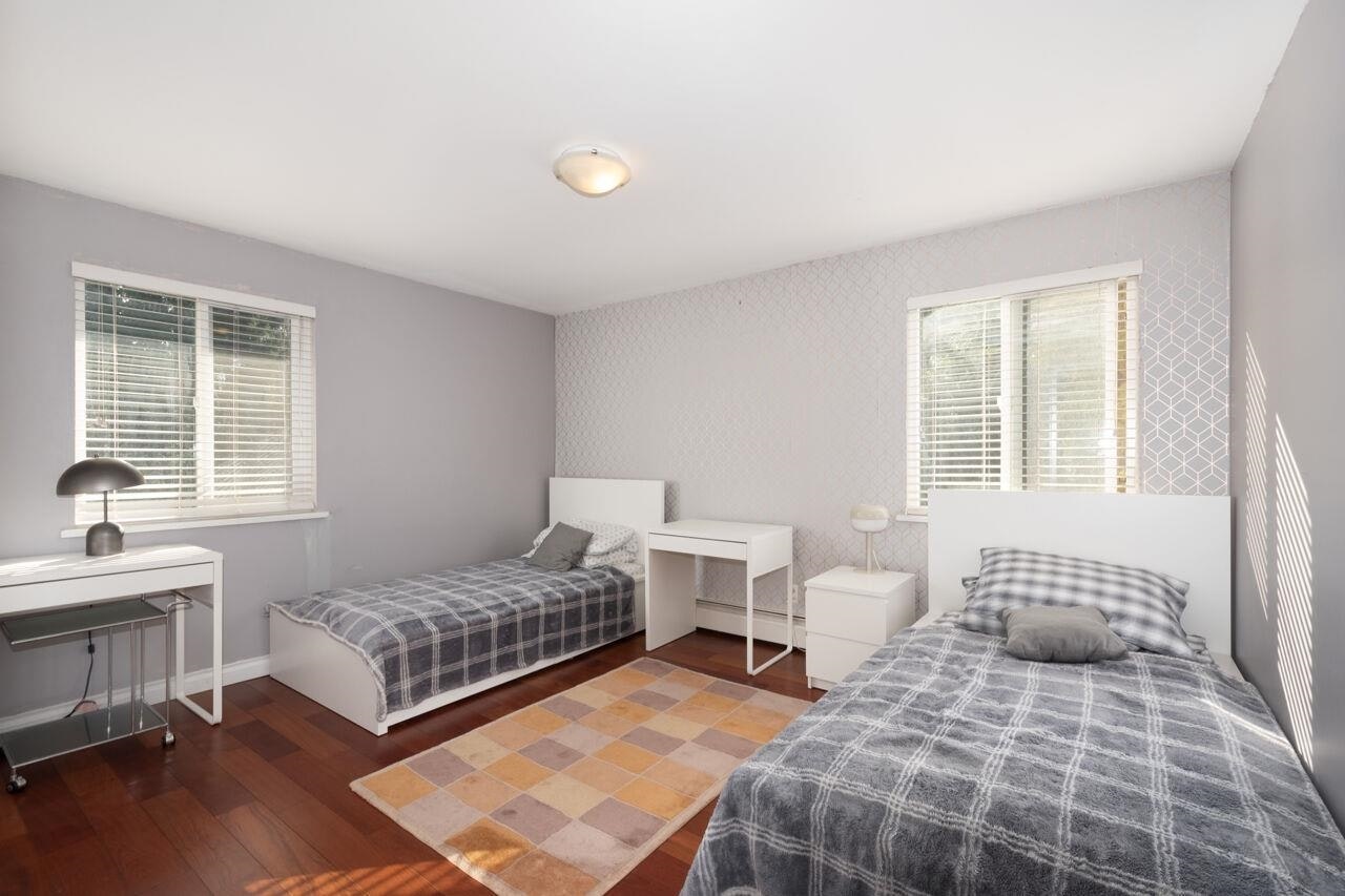 8240 Manson Drive, Burnaby, BC, V5A 2C2 - 21