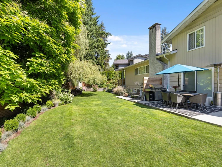 8240 Manson Drive, Burnaby, BC, V5A 2C2 - 5