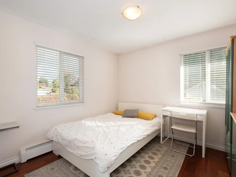 8240 Manson Drive, Burnaby, BC, V5A 2C2 - 23