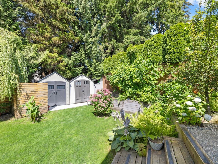 8240 Manson Drive, Burnaby, BC, V5A 2C2 - 10