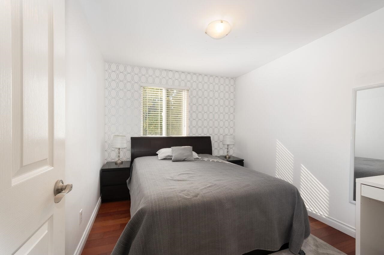 8240 Manson Drive, Burnaby, BC, V5A 2C2 - 22