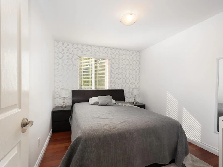 8240 Manson Drive, Burnaby, BC, V5A 2C2 - 22