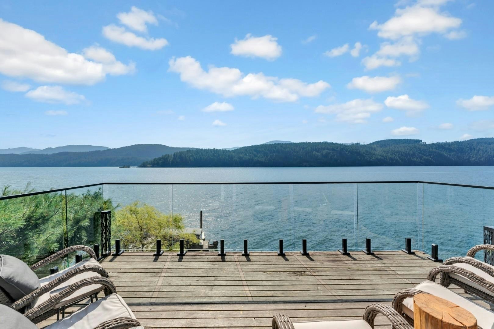 BLK C-DL 355 Cascade Bay, Harrison Hot Springs, BC, V0M 1K0