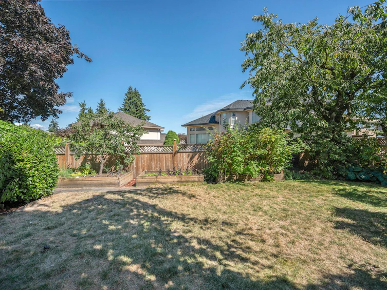 16614 Cherryhill Crescent, Surrey, BC, V2W 0A8 - 39