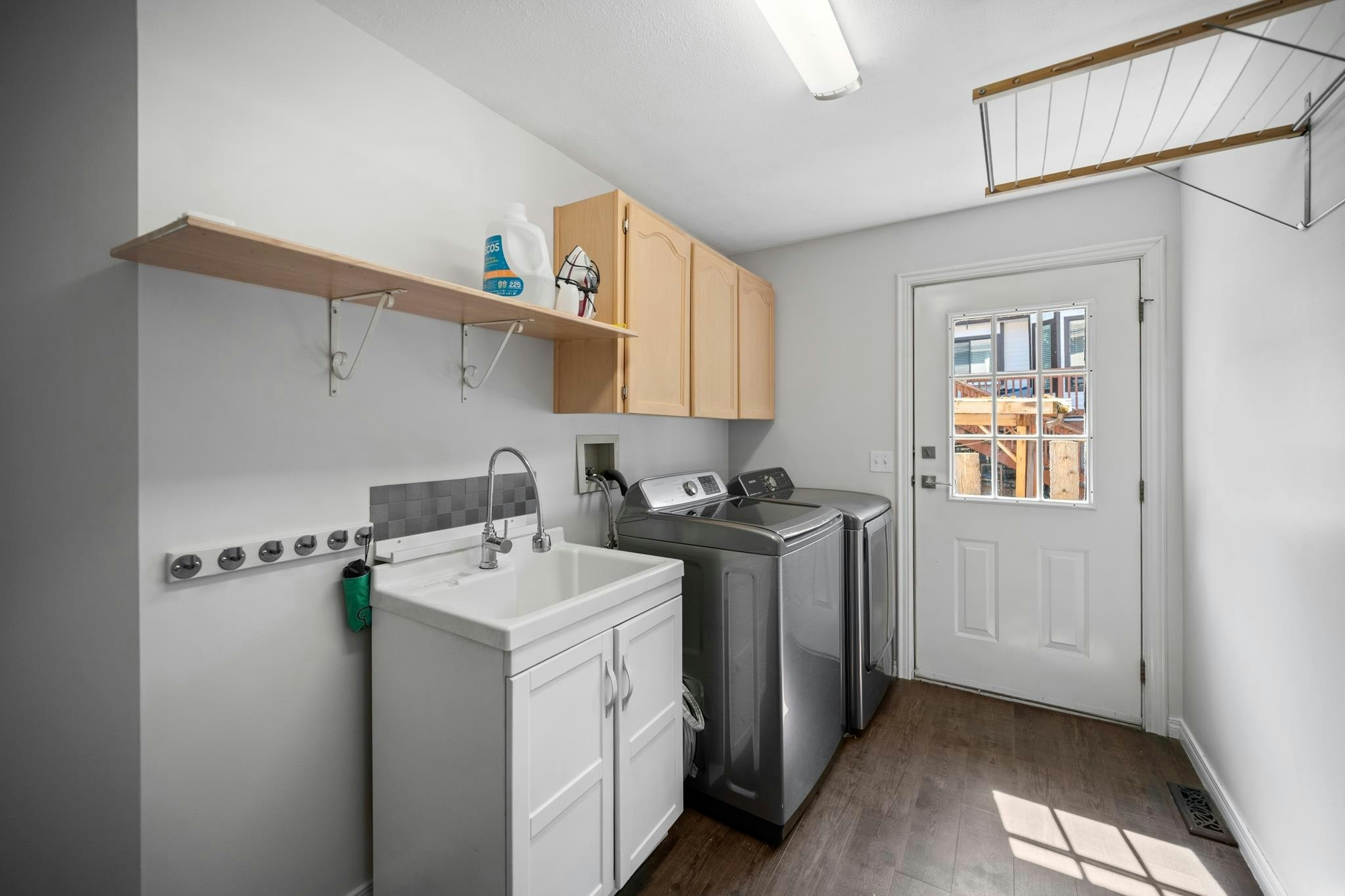 16614 Cherryhill Crescent, Surrey, BC, V2W 0A8 - 14