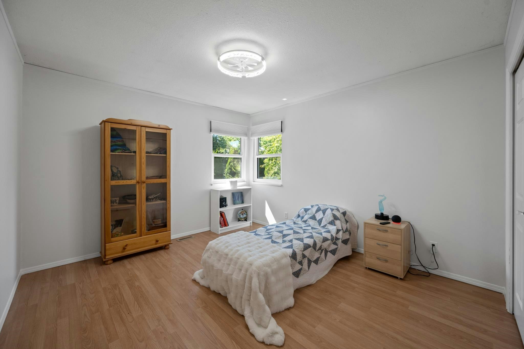 16614 Cherryhill Crescent, Surrey, BC, V2W 0A8 - 22