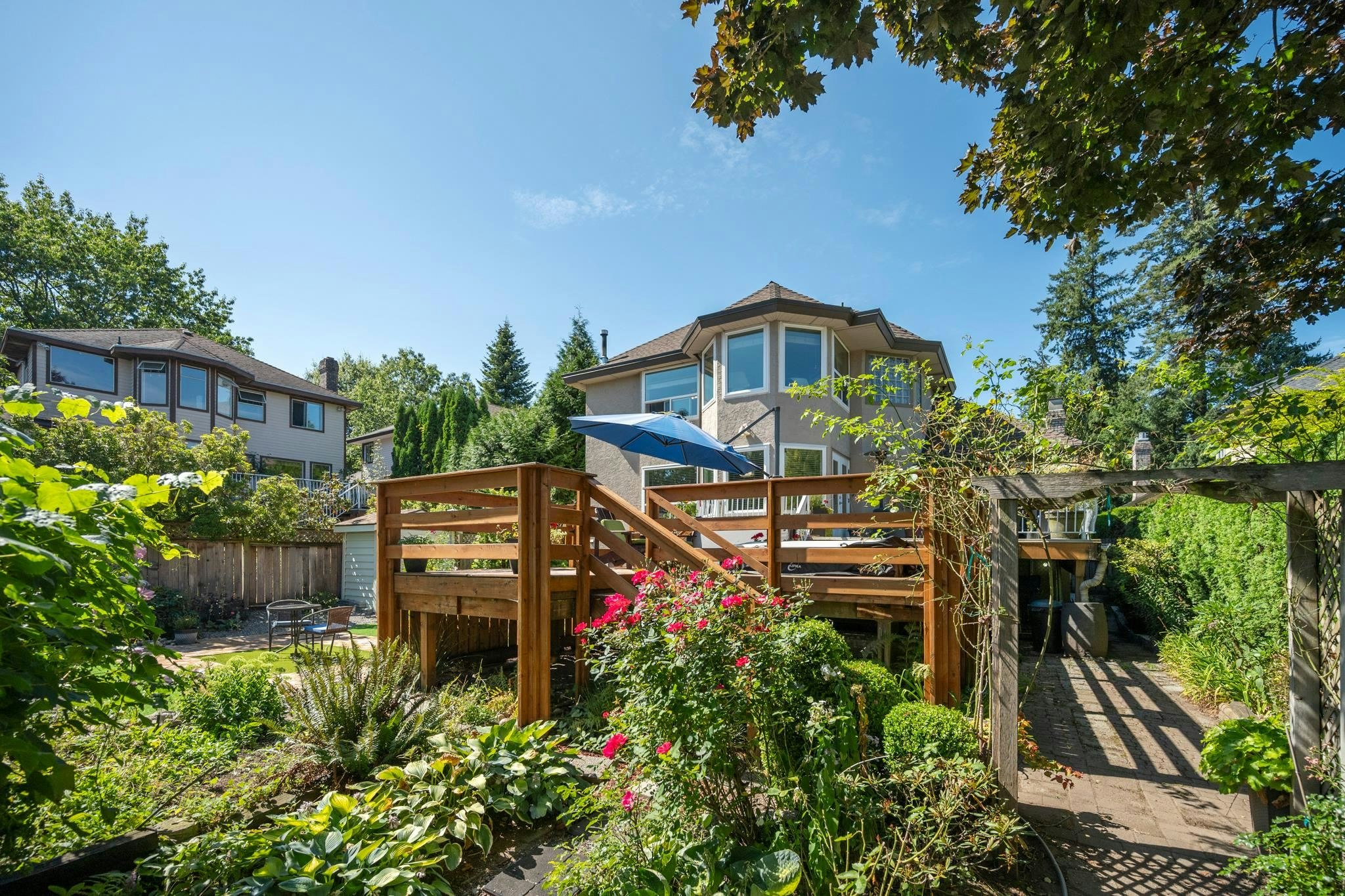 16614 Cherryhill Crescent, Surrey, BC, V2W 0A8 - 37