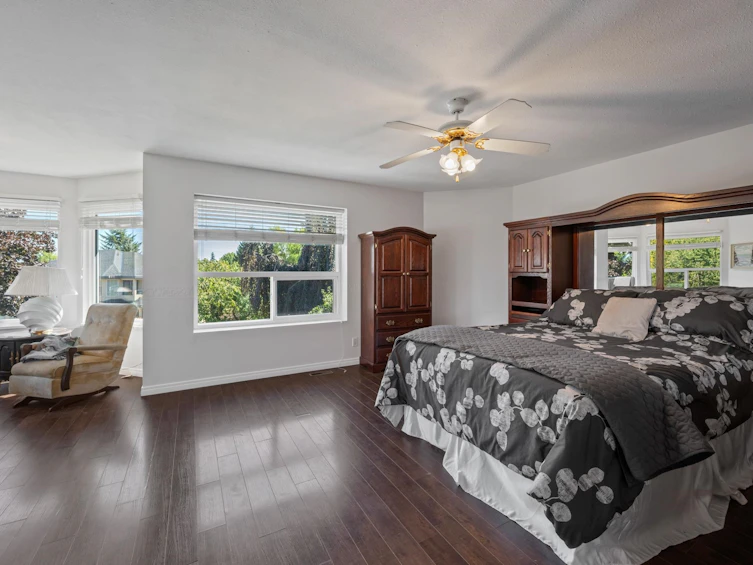 16614 Cherryhill Crescent, Surrey, BC, V2W 0A8 - 17