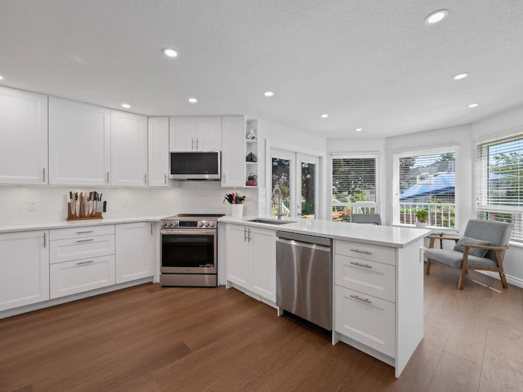16614 Cherryhill Crescent, Surrey, BC, V2W 0A8 - 6