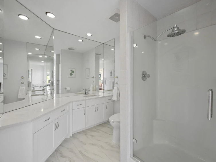 16614 Cherryhill Crescent, Surrey, BC, V2W 0A8 - 20