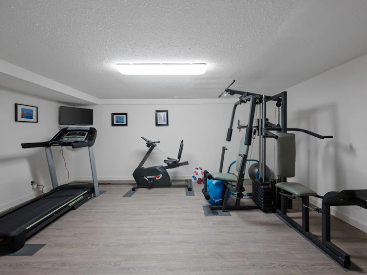 16614 Cherryhill Crescent, Surrey, BC, V2W 0A8 - 28