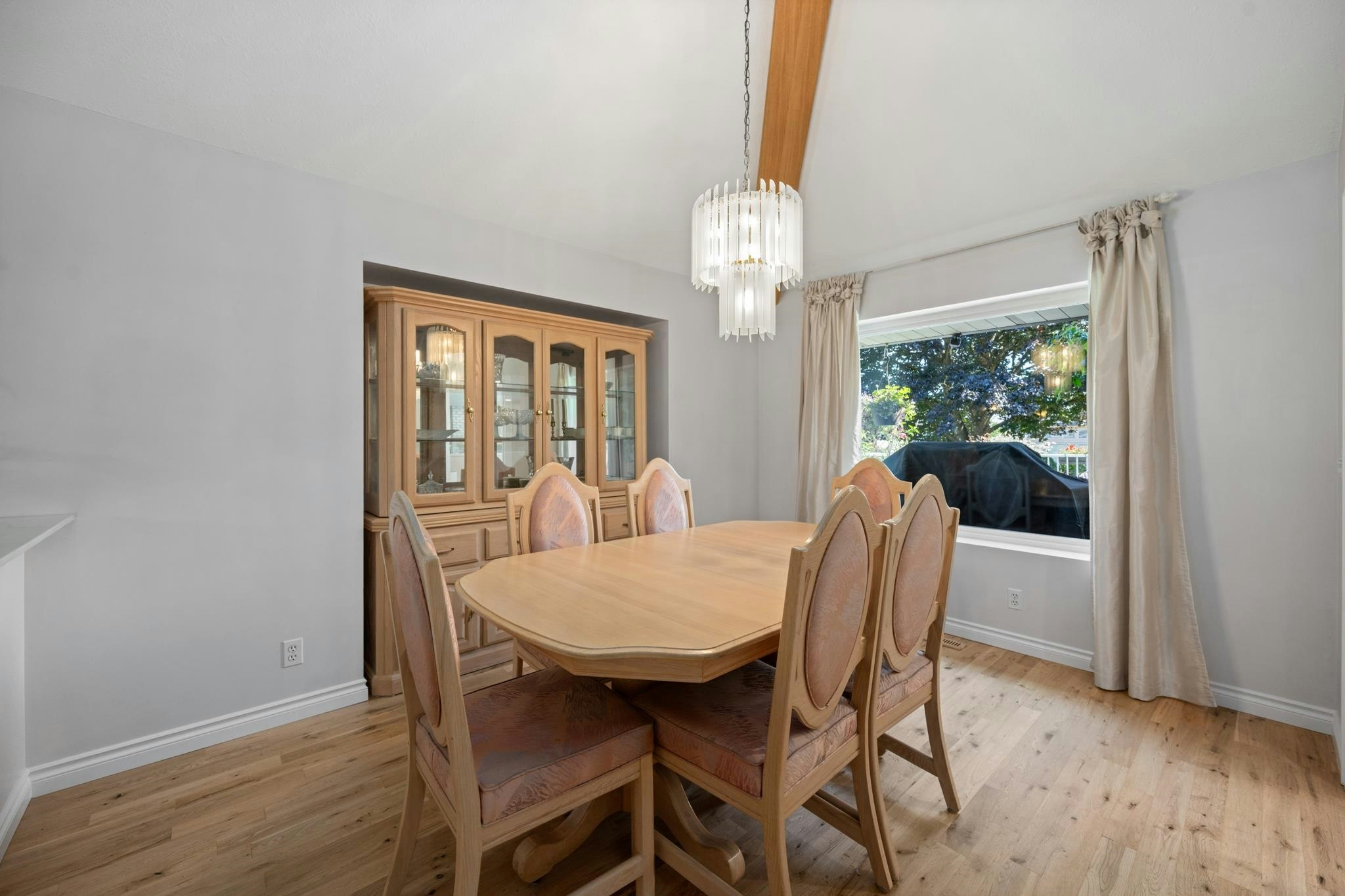 16614 Cherryhill Crescent - 5