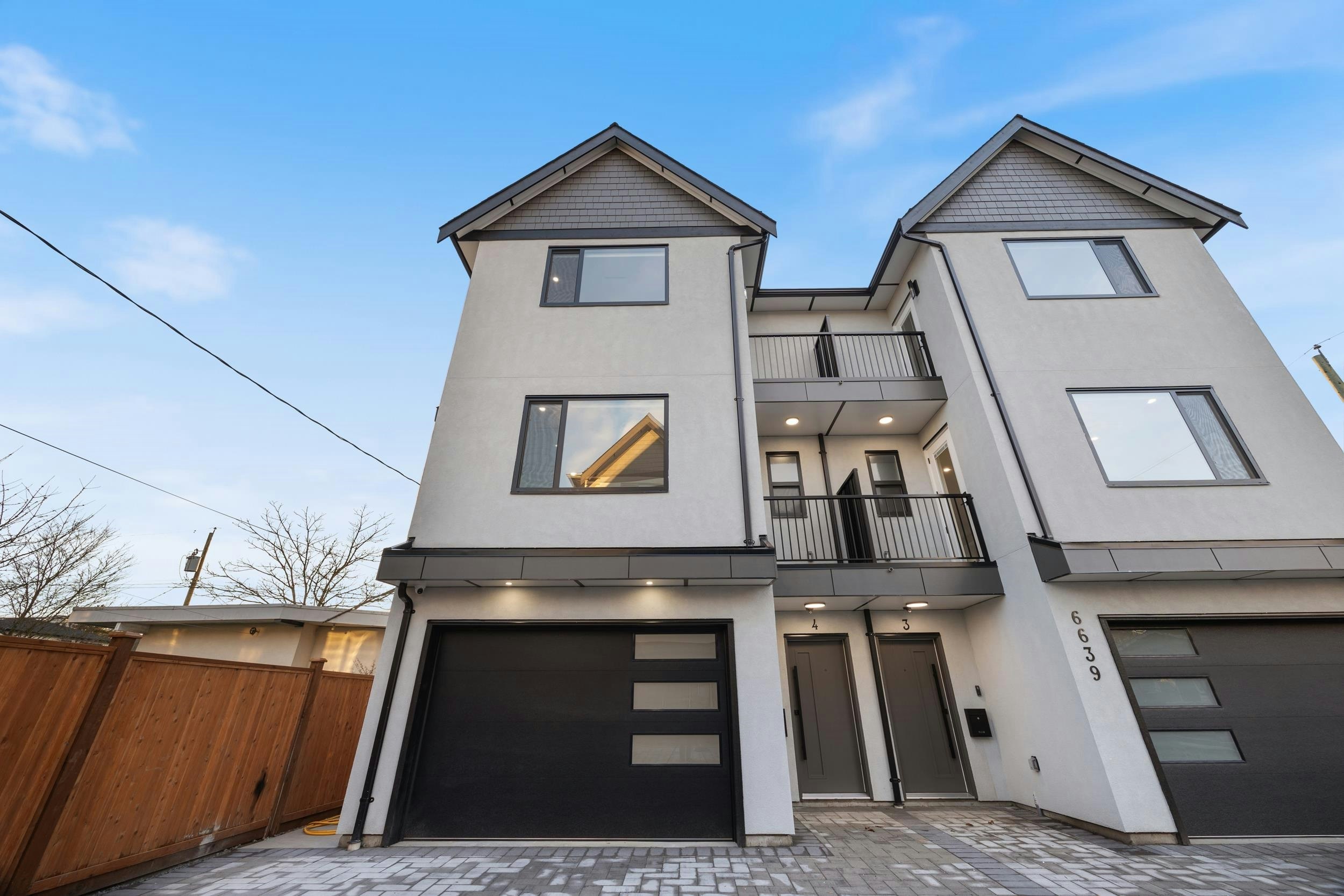 4-6639 Acacia Avenue, Burnaby, BC, V5E 3J8
