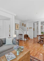 13 5605 Hampton Place