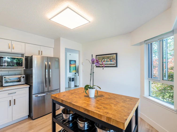 201-3150 Gladwin Road, Abbotsford, BC, V2T 5S9 - 10