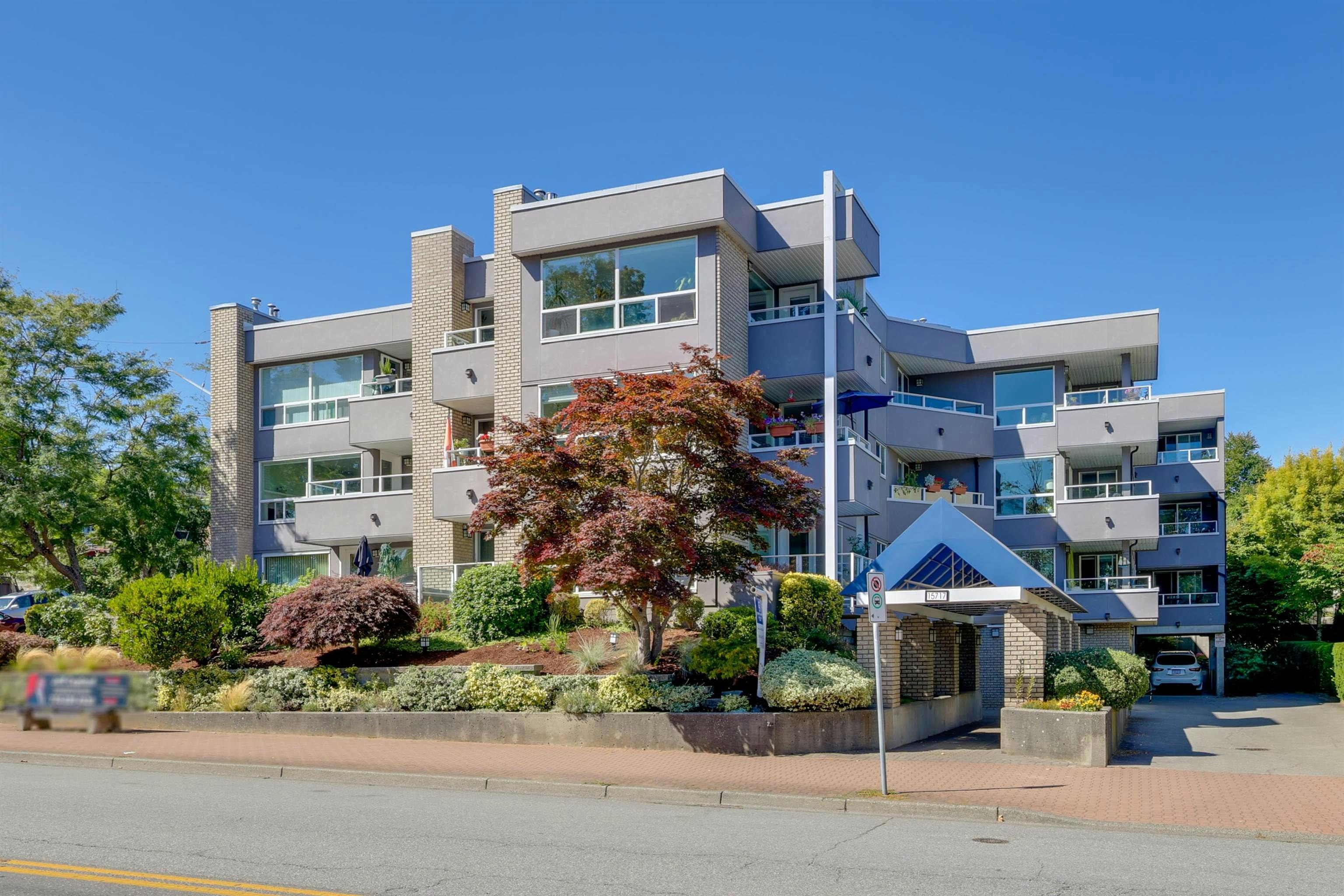 105-15717 Marine Drive, Surrey, BC, V4B 1E4