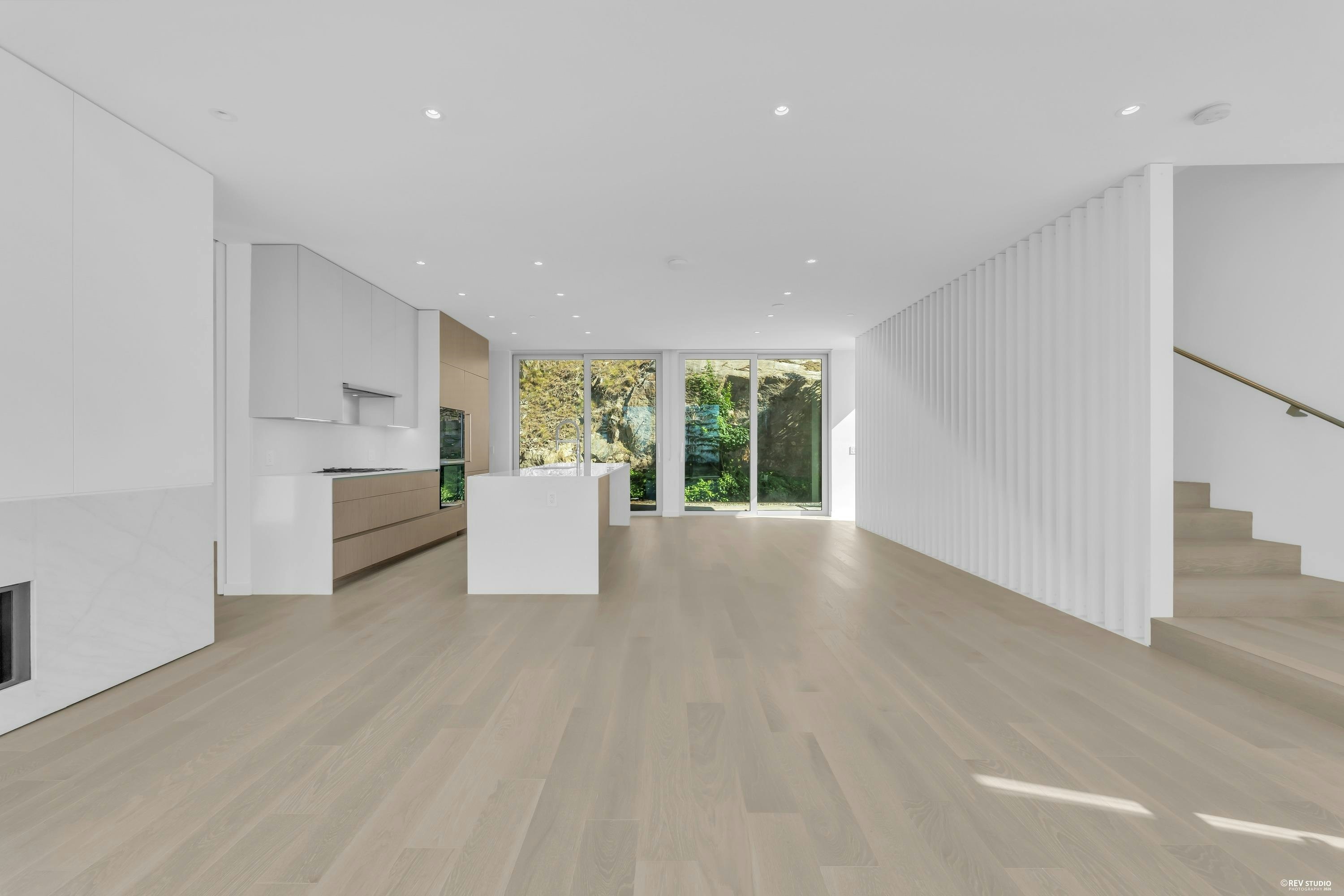 3317 Chippendale Road, West Vancouver, BC, V7S 0B7 - 11