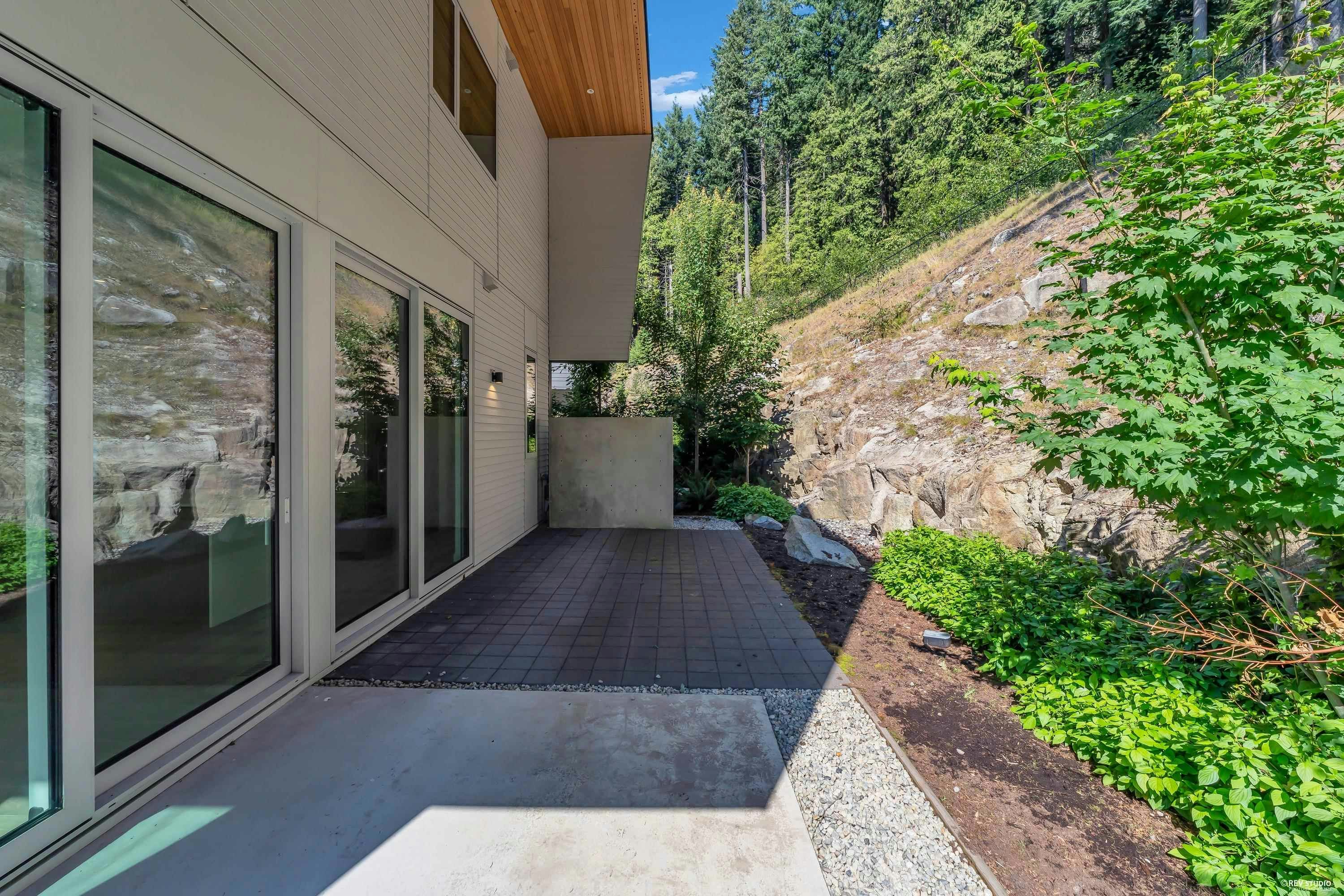 3317 Chippendale Road, West Vancouver, BC, V7S 0B7 - 28