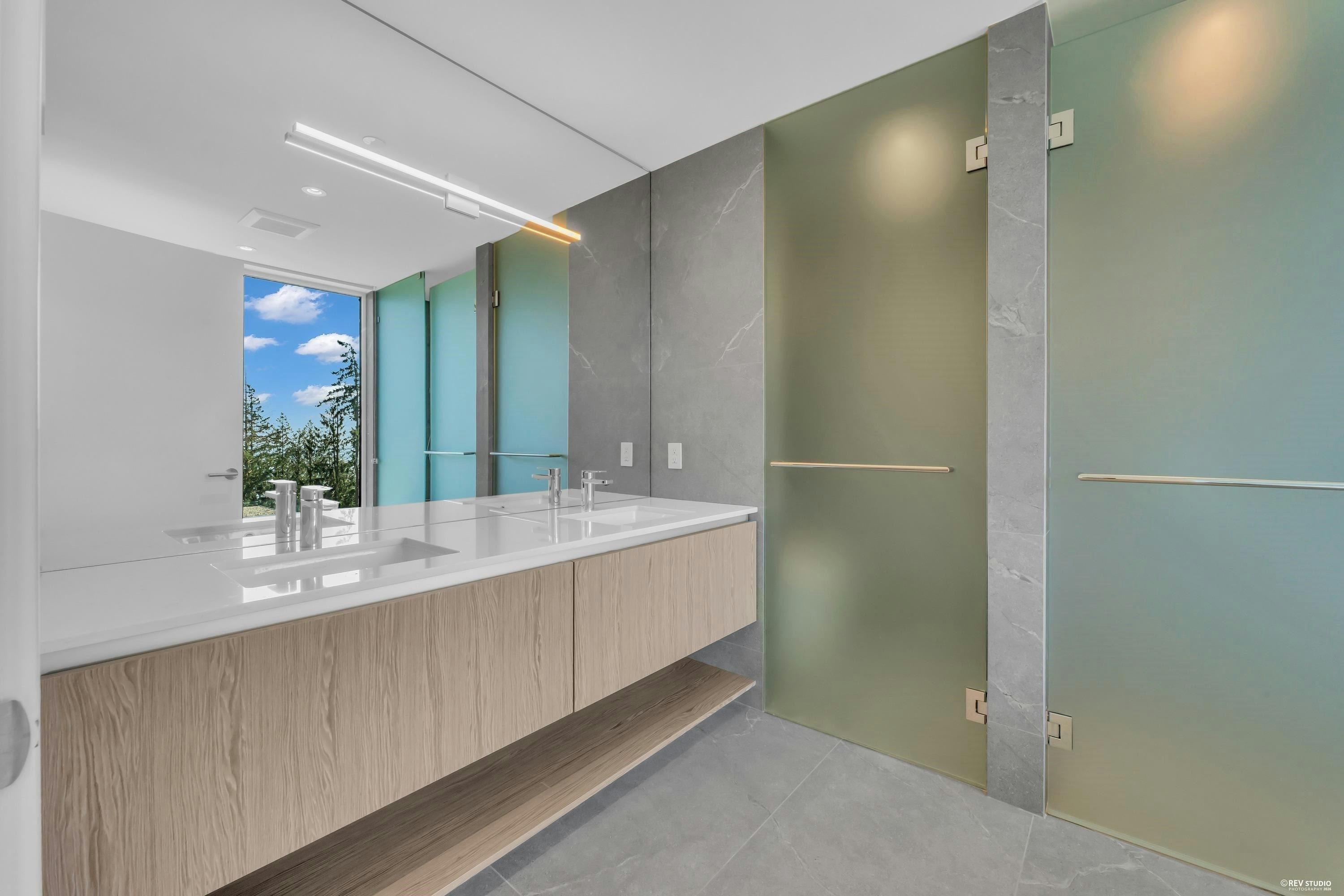 3317 Chippendale Road, West Vancouver, BC, V7S 0B7 - 19
